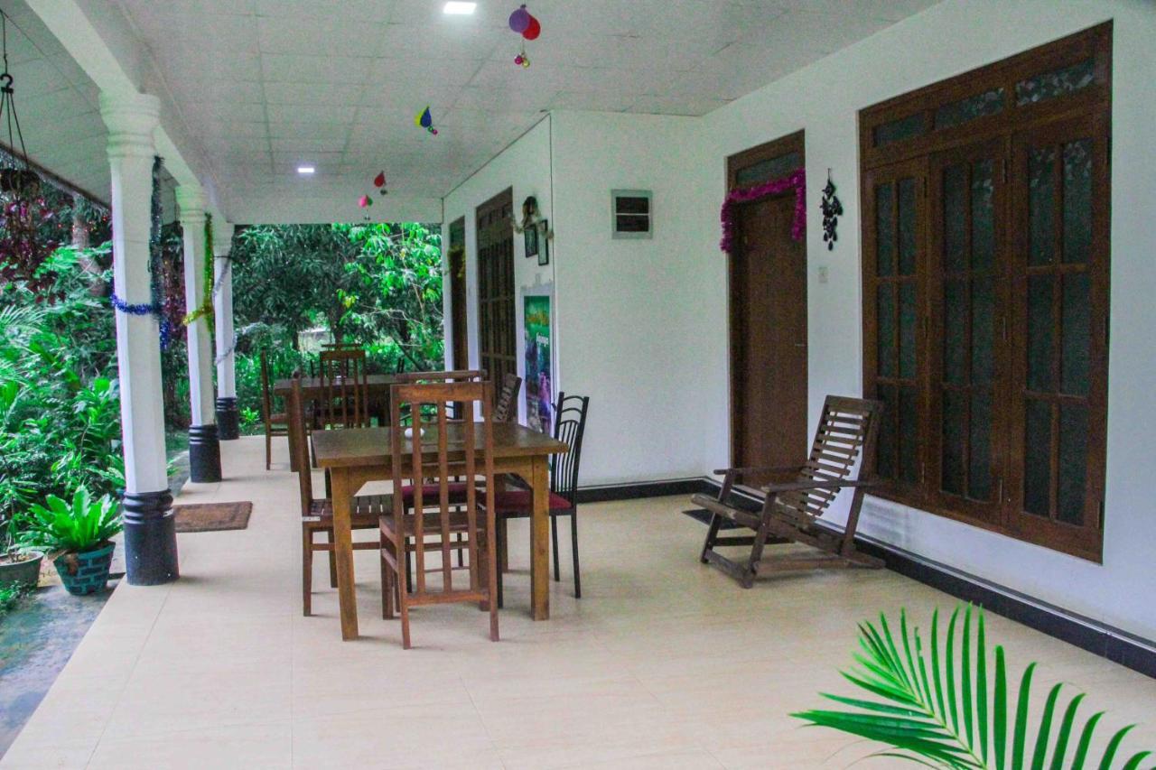 Sigiriya Mana B&B ภายนอก รูปภาพ