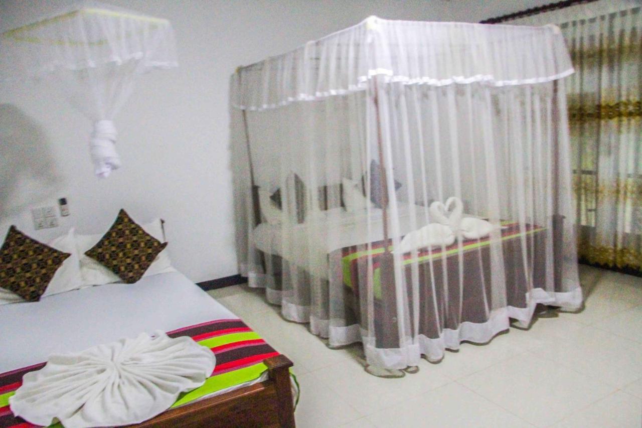 Sigiriya Mana B&B ภายนอก รูปภาพ