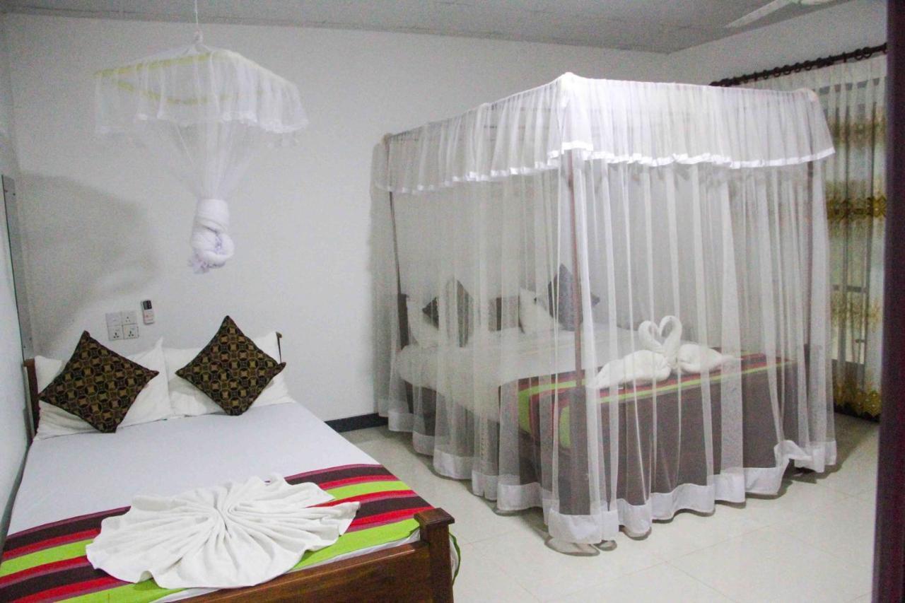 Sigiriya Mana B&B ภายนอก รูปภาพ