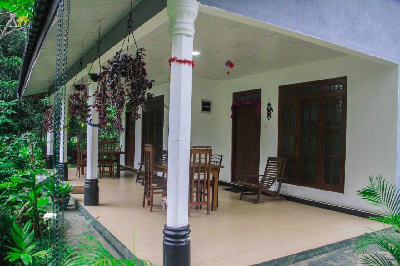 Sigiriya Mana B&B ภายนอก รูปภาพ